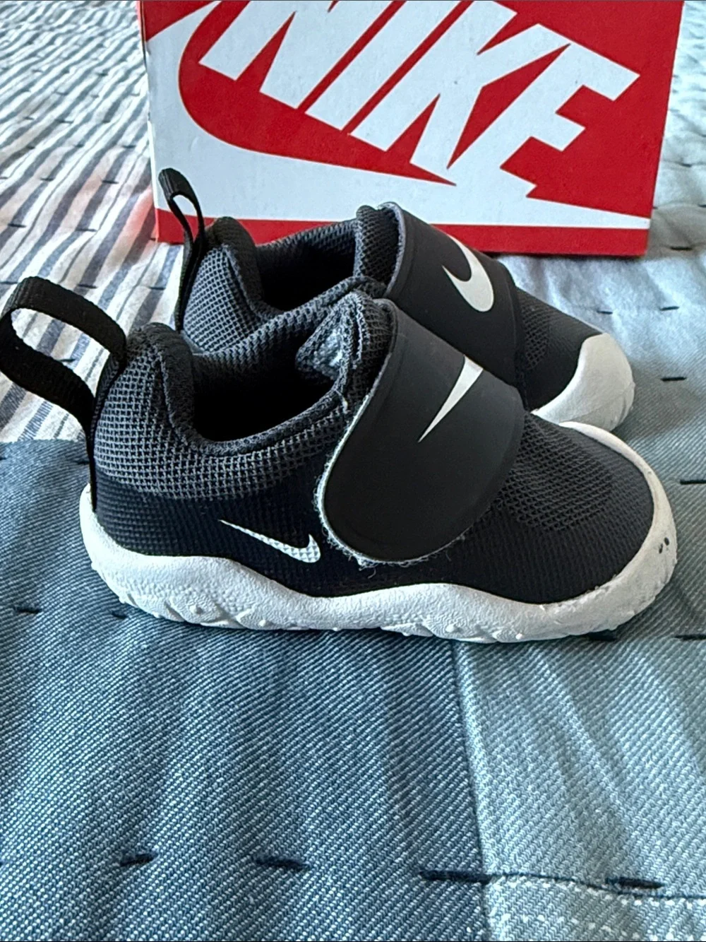 Nike Black, Gray and White Baby Sneakers with Velcro